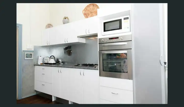 Fifth view of Homely house listing, 34 Kitchener Rd, Merredin WA 6415