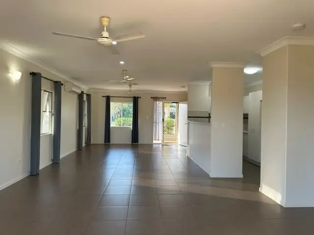 Fifth view of Homely unit listing, 1/14 Christie Avenue, Nanum QLD 4874