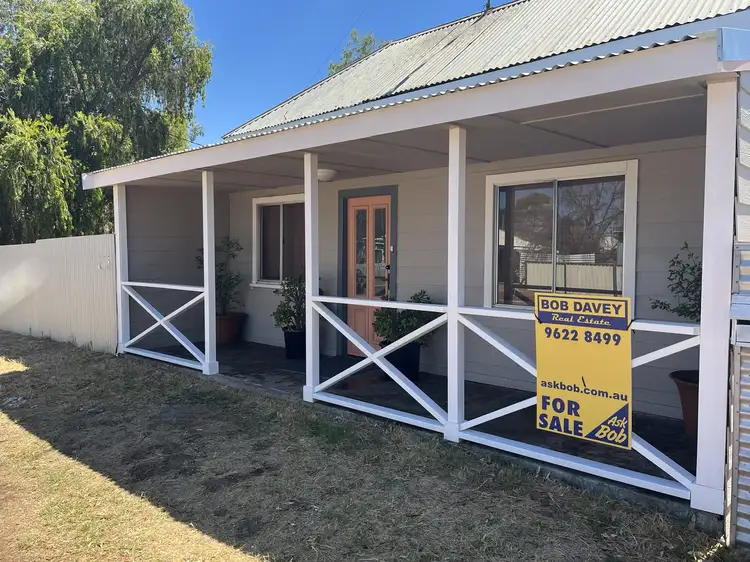 8 Dick St, Northam WA 6401