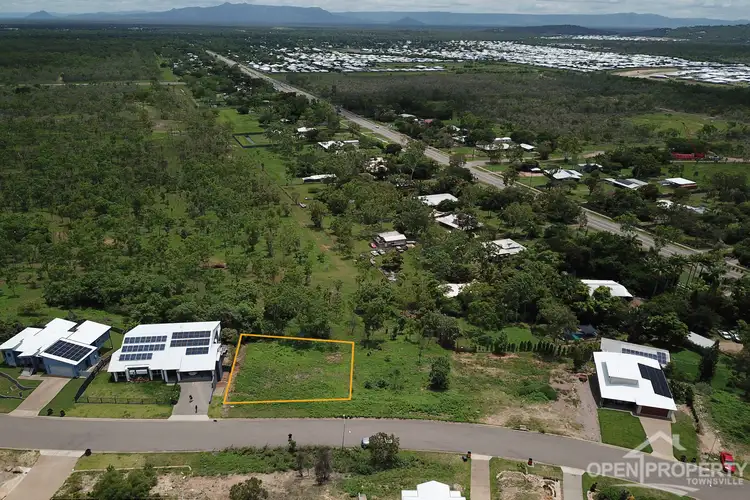 45 Deedes Cres, Bushland Beach QLD 4818