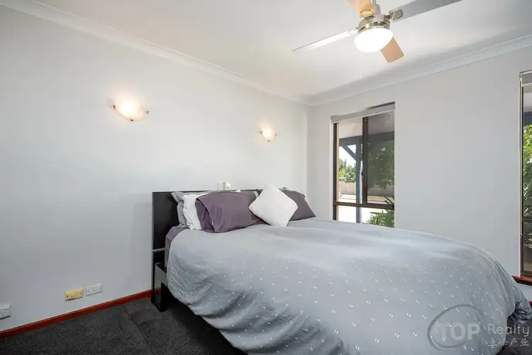 Fifth view of Homely house listing, 2 Chaco Way, Willetton WA 6155
