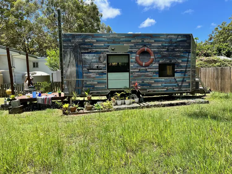 9 Trevanna Ave, Russell Island QLD 4184