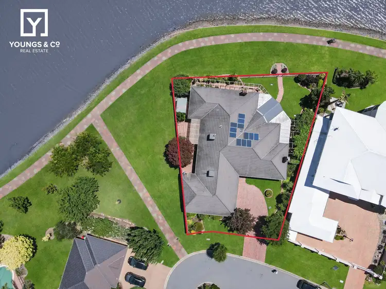Second view of Homely house listing, 7 Lauriston Ct, Kialla VIC 3631