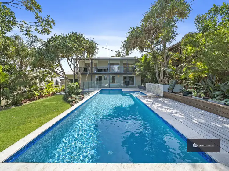 18 Newport St, Sunrise Beach QLD 4567