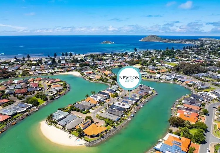 Second view of Homely house listing, 33 Islander Dr, Encounter Bay SA 5211