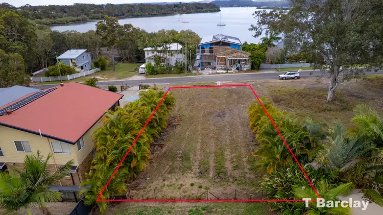 21 Schooner St, Russell Island QLD 4184
