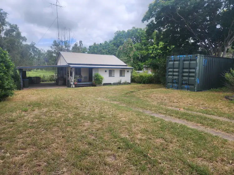 65 King St, Moura QLD 4718