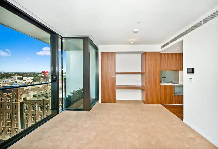 2 Chippendale Way