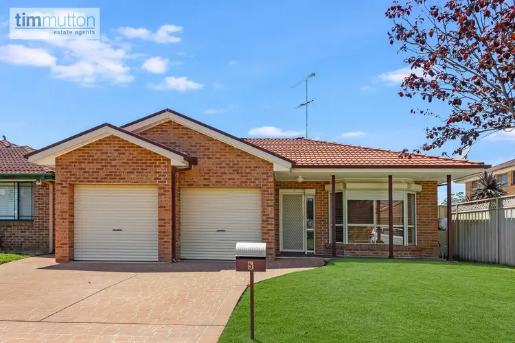 5 Todd Court, Wattle Grove NSW 2173