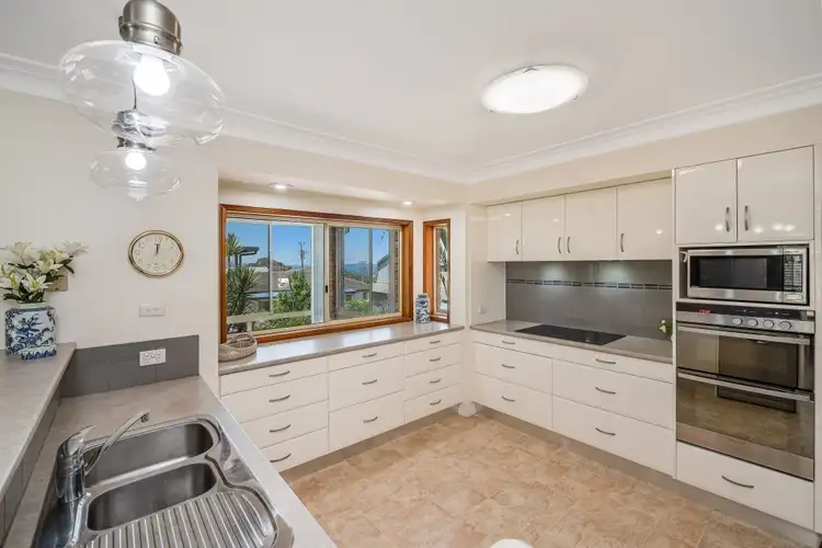 Fifth view of Homely house listing, 3 Spinnaker Ridge Way, Belmont NSW 2280