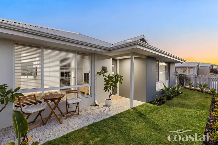 13 Moncrieff Pde, Golden Bay WA 6174