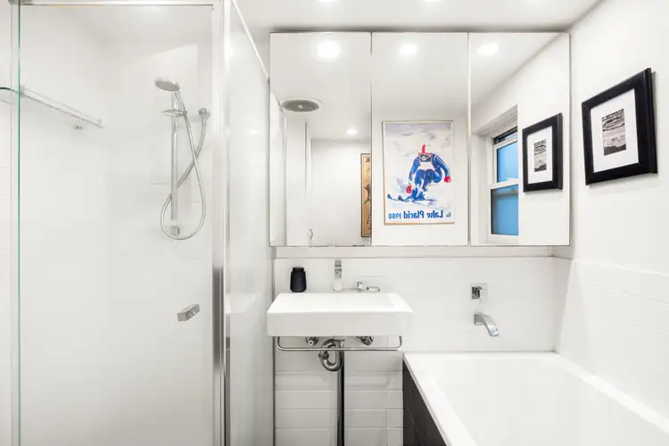 Fifth view of Homely apartment listing, 3/4 Castlefield St, Bondi NSW 2026