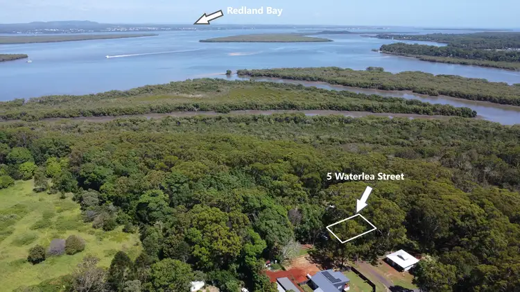 5 Waterlea St, Russell Island QLD 4184