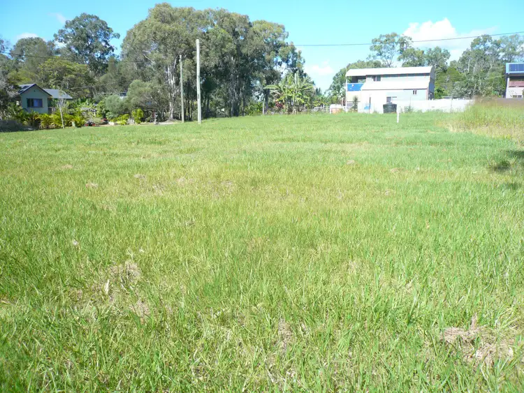13 Donald Street, Macleay Island QLD 4184