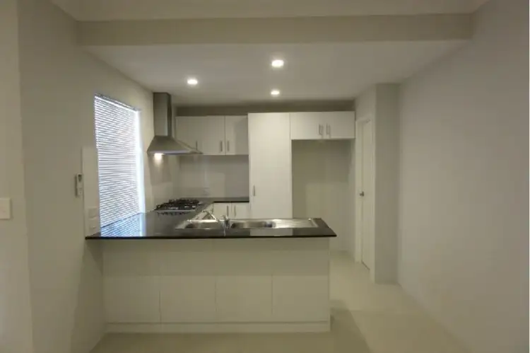 Second view of Homely house listing, 4/6 Papillon Road, Success WA 6164