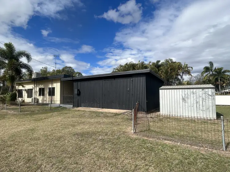 33 Nott St, Moura QLD 4718