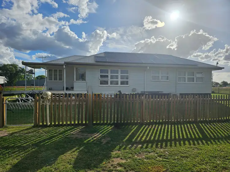 50 William St, Jandowae QLD 4410