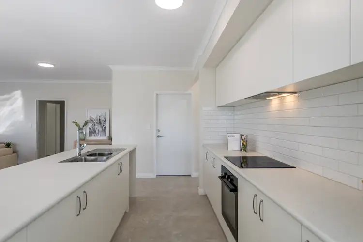 Fifth view of Homely house listing, 6/44 Stirling Tce, Toodyay WA 6566