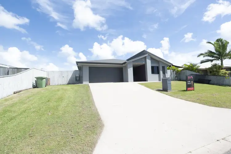 Second view of Homely house listing, 27 Makybe Diva Dr, Ooralea QLD 4740