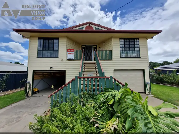 18 Arnold St, Blackwater QLD 4717