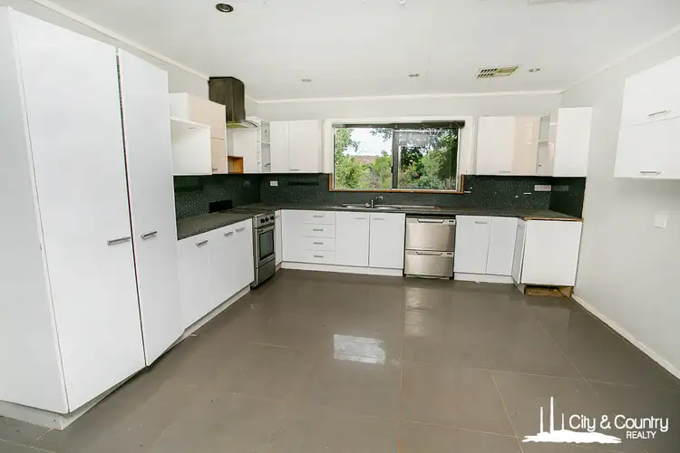 25 Riverview Terrace, Mount Isa QLD 4825