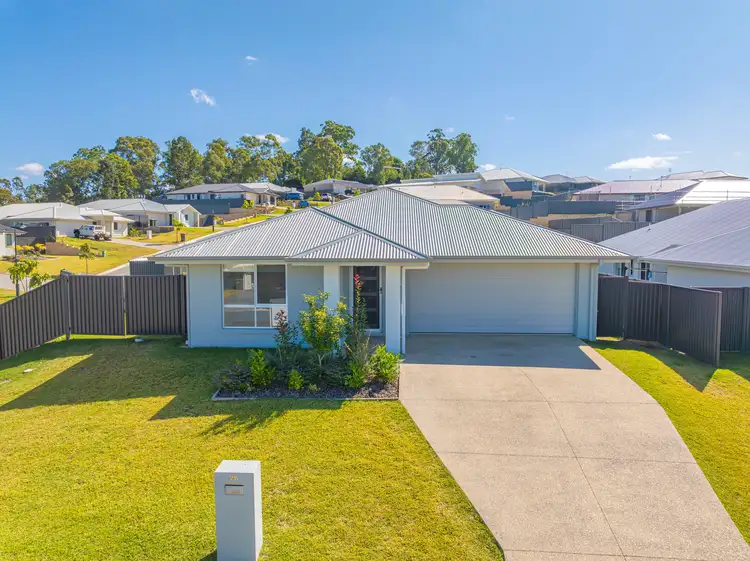 26 Kensington Drive, Southside QLD 4570