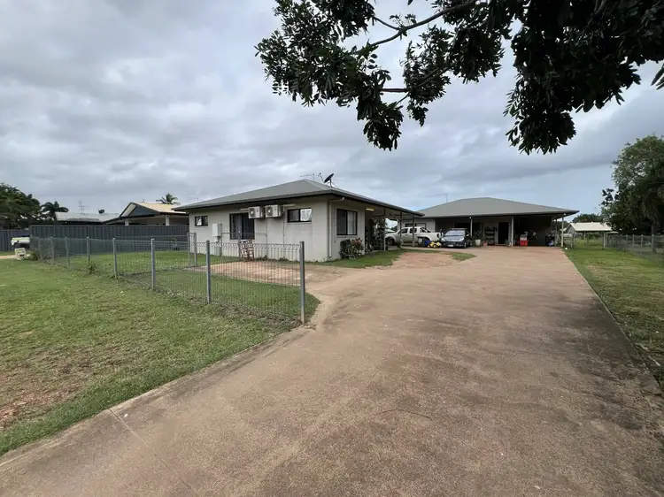 9 Pandanus Parade