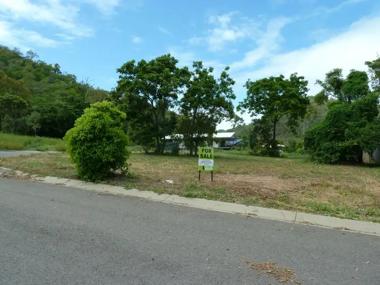 6 Gifford Street, Horseshoe Bay QLD 4819