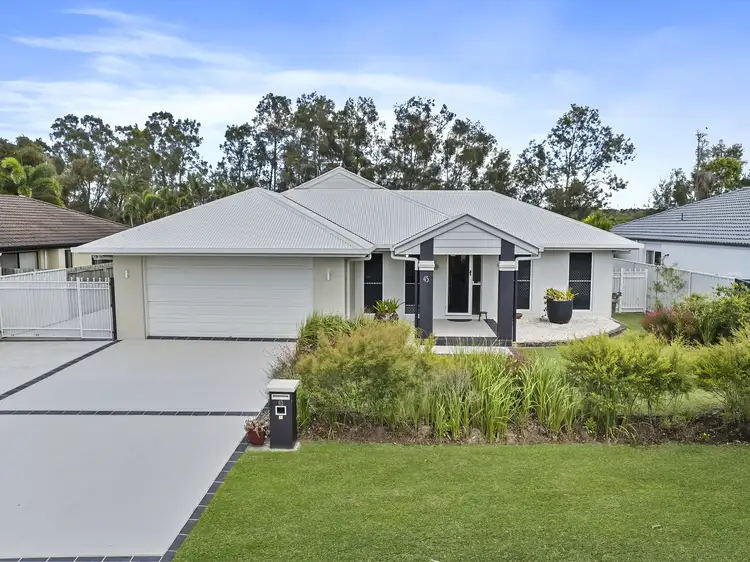 45 Flamingo Dr, Banksia Beach QLD 4507
