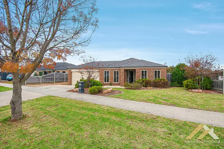 13 Eastern View Dr, Eastwood VIC 3875