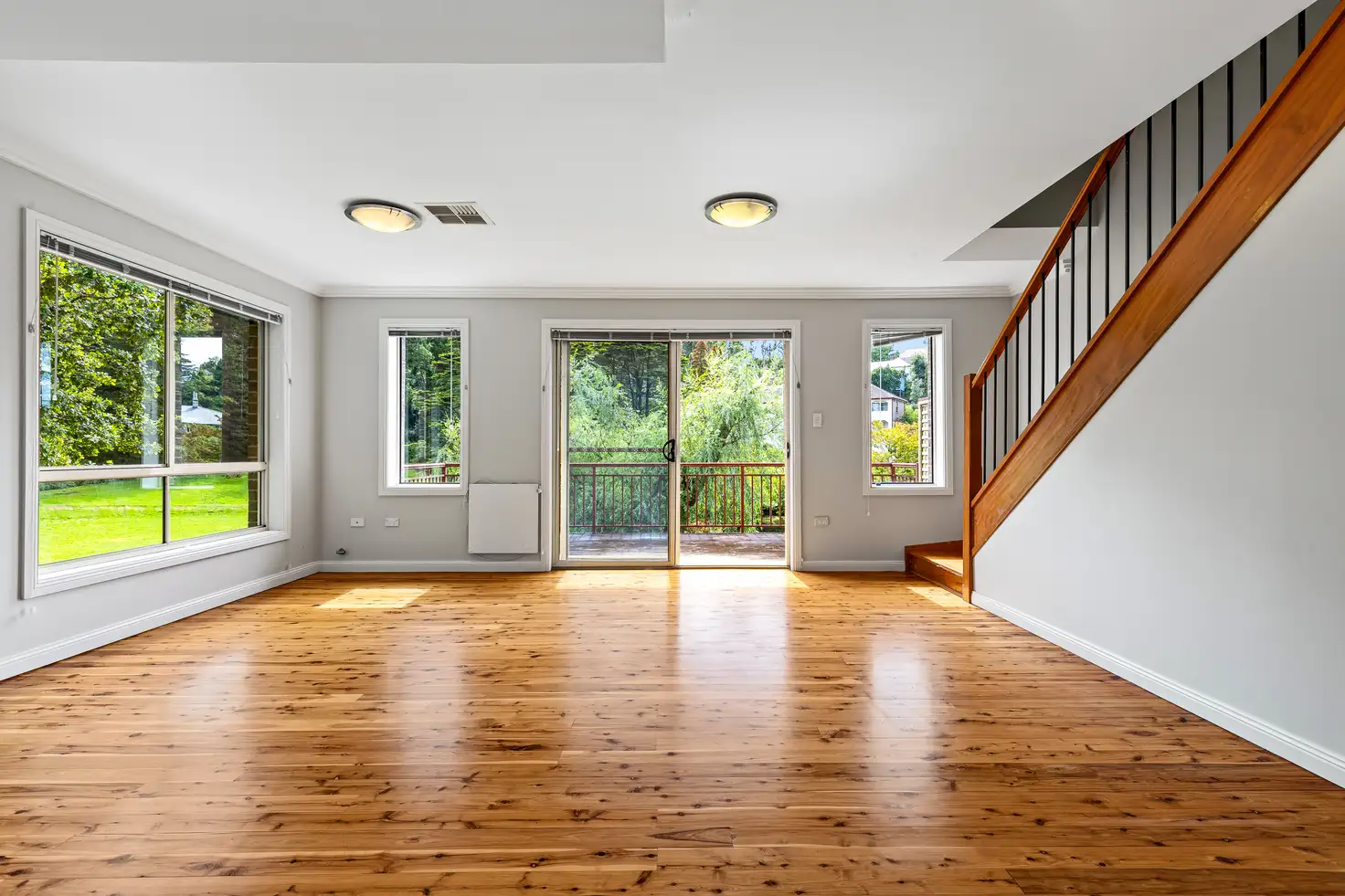 Main view of Homely townhouse listing, 8/6A Vale St, Katoomba NSW 2780