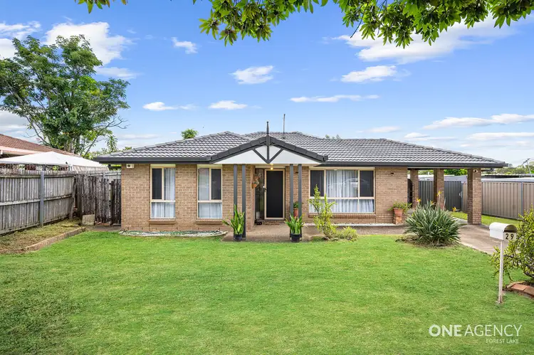 29 Clifton Cres, Durack QLD 4077
