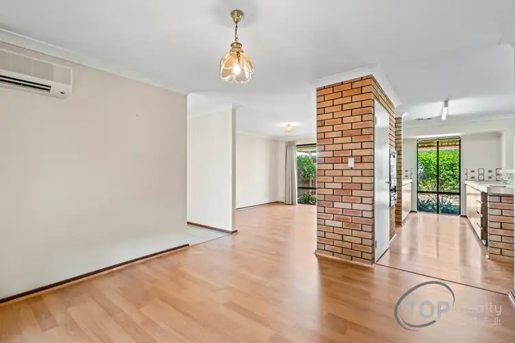 Fifth view of Homely semi-detached listing, 2 Kingsford Drive, Willetton WA 6155