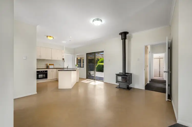 Fifth view of Homely house listing, 2 Riddoch St, Penola SA 5277