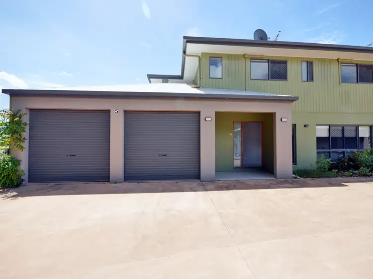 5/2 Fairway Avenue, Rocky Point QLD 4874