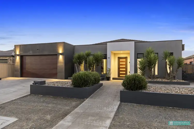 64 Bassett Dr, Strathfieldsaye VIC 3551