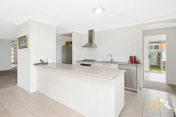 Second view of Homely house listing, 21 Eastcoast Ct, East Bairnsdale VIC 3875