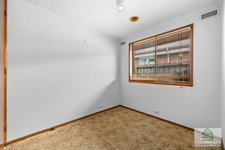Sixth view of Homely unit listing, Unit 1/4 O'reilly Ct, Moe VIC 3825