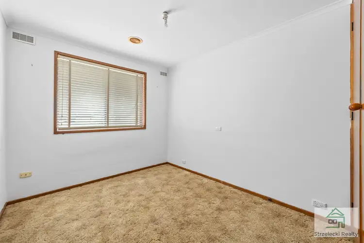 Seventh view of Homely unit listing, Unit 1/4 O'reilly Ct, Moe VIC 3825
