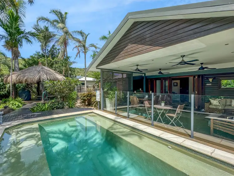 100 Horseshoe Bay Rd, Horseshoe Bay QLD 4819