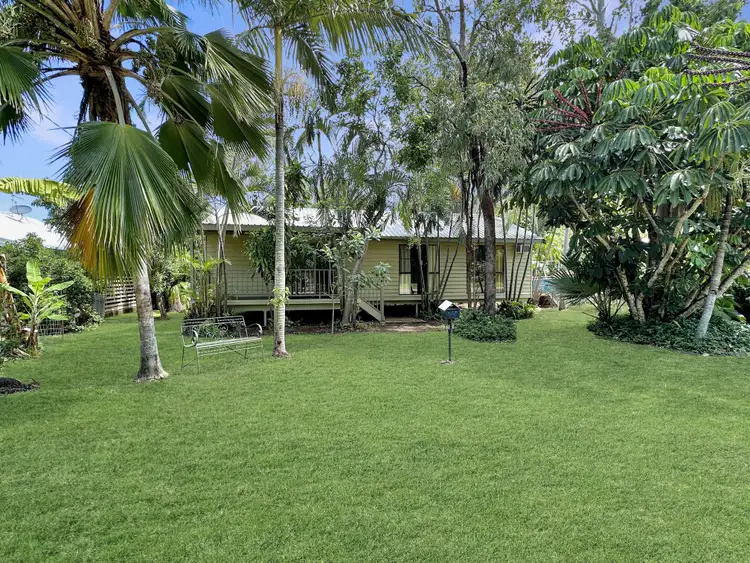 20A Mandalay Ave, Nelly Bay QLD 4819