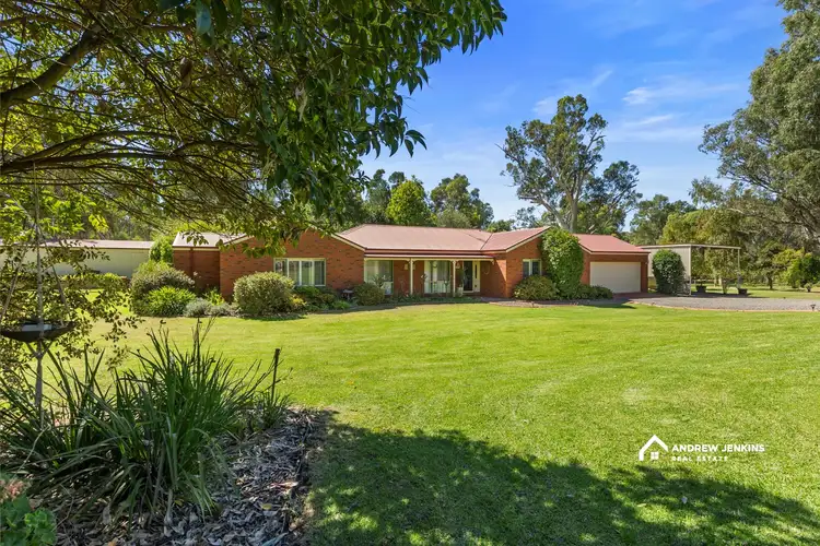 6 Dundon Cl, Tocumwal NSW 2714