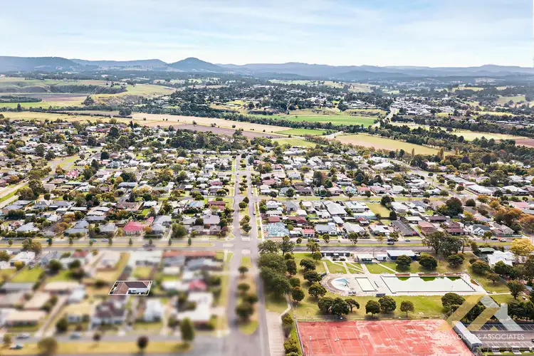 Fifth view of Homely unit listing, Unit 3/66 Mitchell St, Bairnsdale VIC 3875