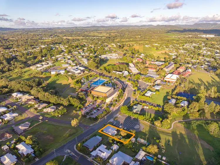 35 Tozer Park Rd