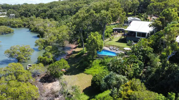 103 Beelong St, Macleay Island QLD 4184