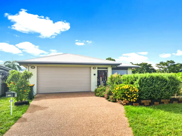 19 Blue Wren Dr, Kelso QLD 4815