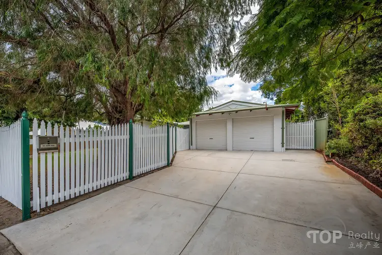 4 Webb Street, Rossmoyne WA 6148