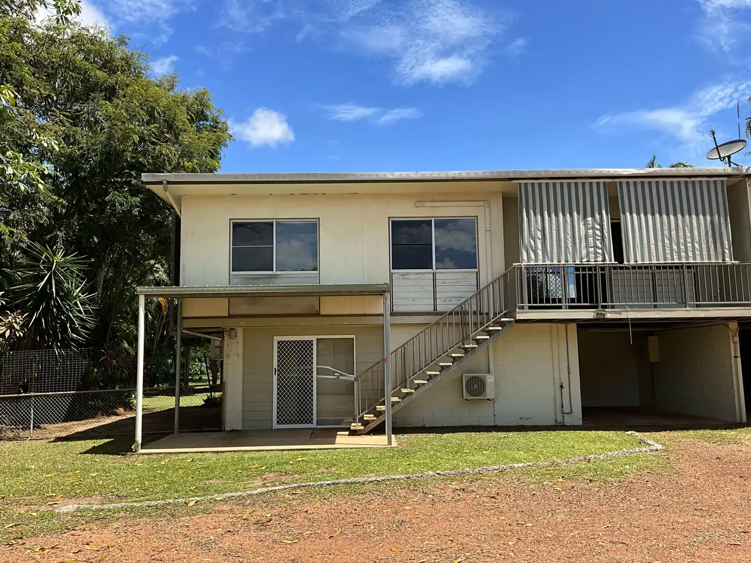 Main view of Homely semi-detached listing, Unit 1/25 Bougainvillea Cres, Trunding QLD 4874