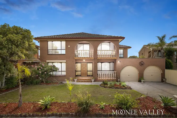 4 Templewood Cres, Avondale Heights VIC 3034