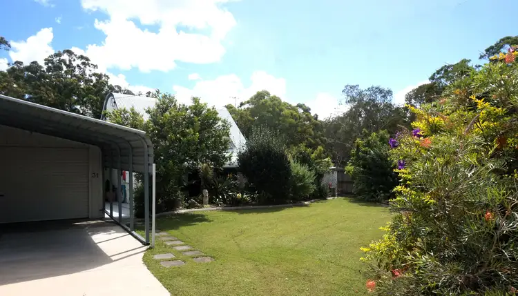 31 Ark Royal Dr, Cooloola Cove QLD 4580